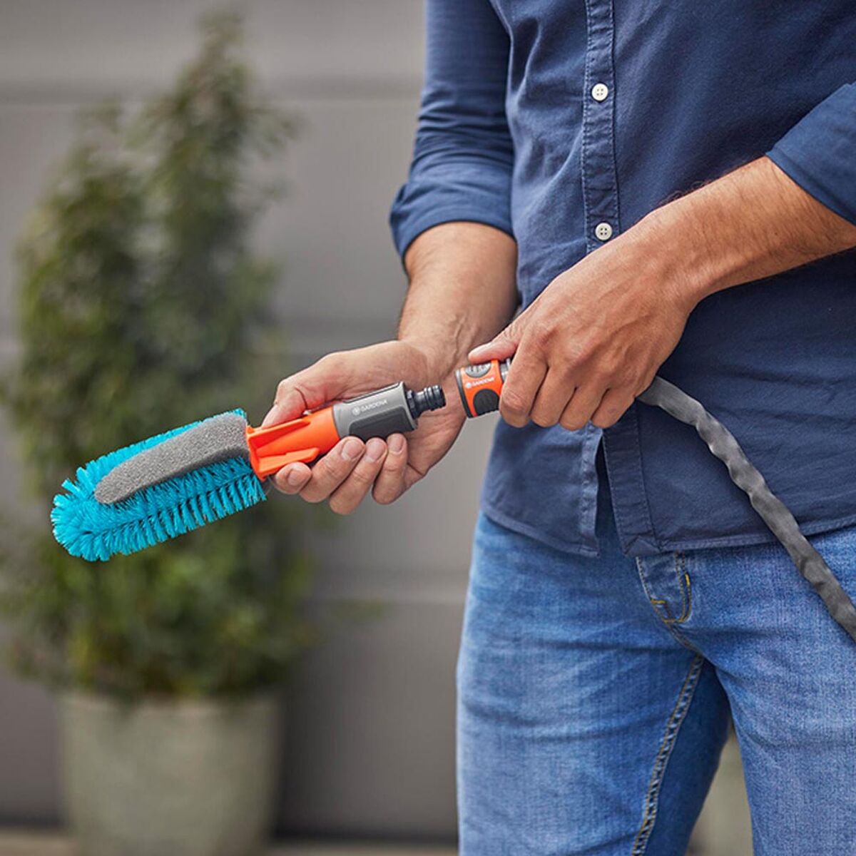 V2H6AEDD85159959FBC6A74B11103549DD5R5963700P4