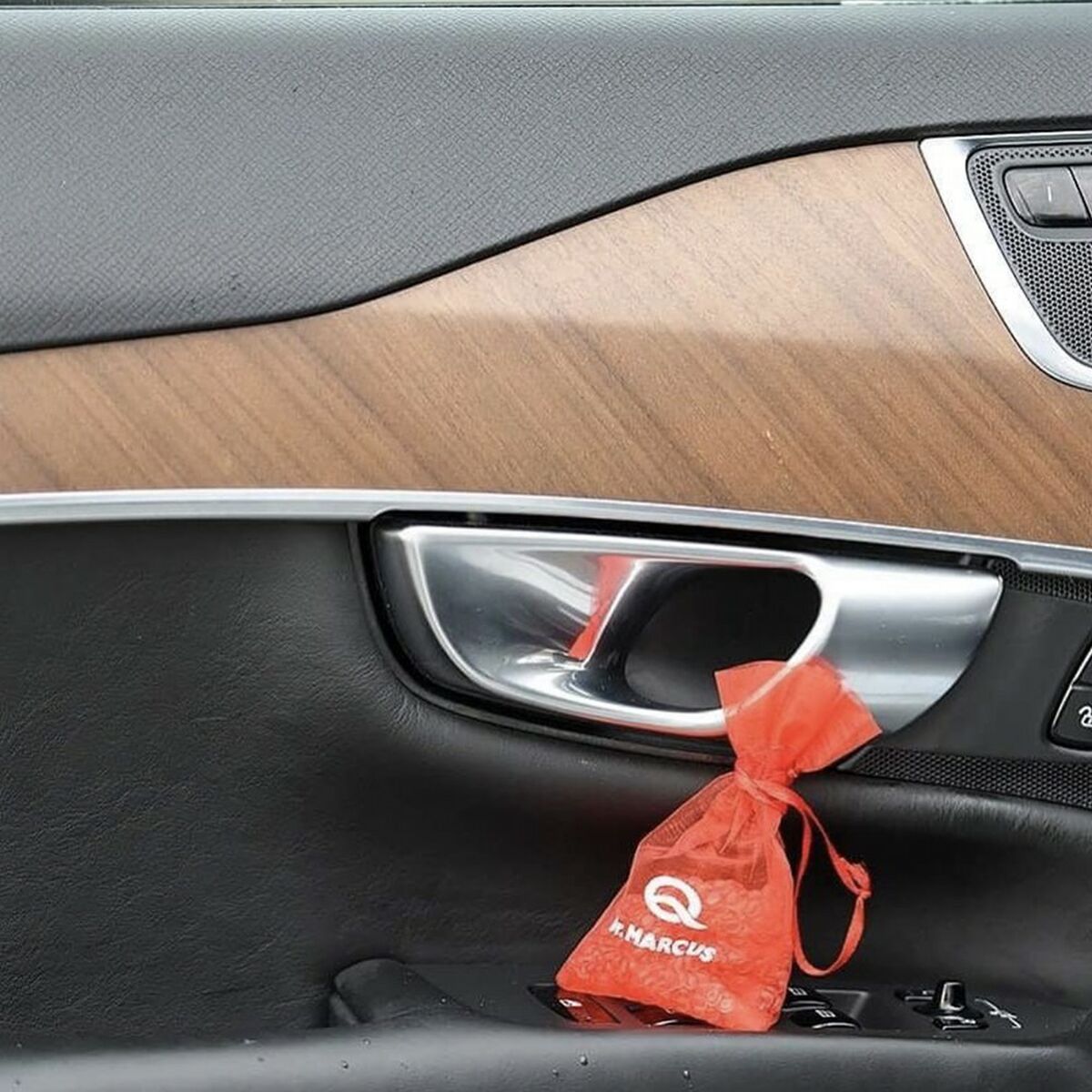 V1HE7DFE266D6F6EBD6FBEB836283E3AEAFRP4